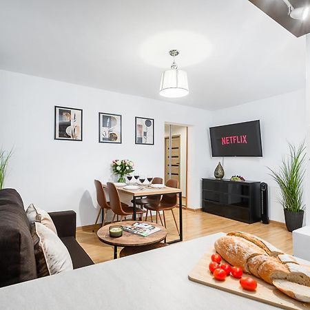Lumina Apartment Opposite The Palace Of Culture And Science Варшава Екстер'єр фото